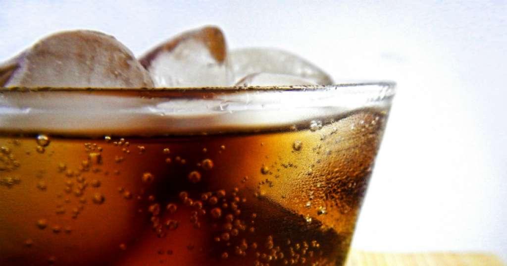 Ini Yang Akan Terjadi Setelah Kamu Minum 'Softdrink'