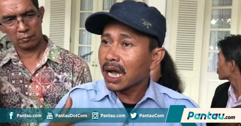 Sopir Angkot Tanah Abang Somasi Anies Baswedan