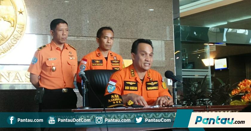 Basarnas Angkut Dua Kantong Jenazah dari Lokasi Jatuhnya Pesawat Lion Air JT-610
