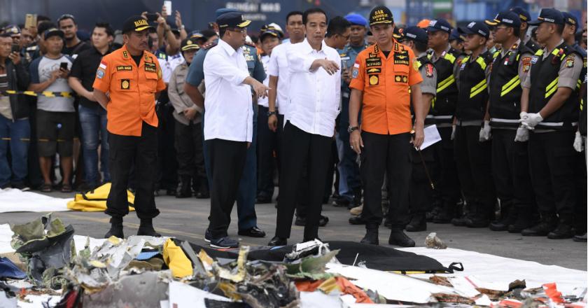 Jokowi Kunjungi Pelabuhan Tanjung Priok Pantau Pencarian Korban Lion Air JT-610