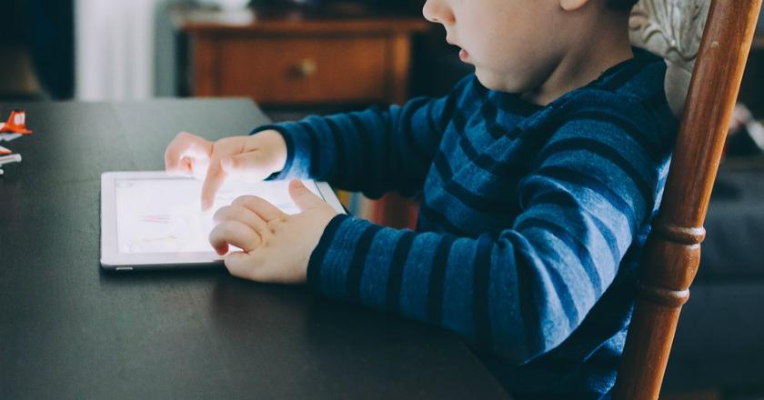 Hati-hati, Gadget Bisa Bikin Anak jadi Depresi