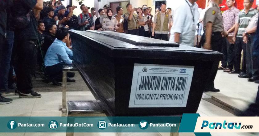 Jasad Korban Pesawat Lion Air akan Dipulangkan Lewat Jalur Udara