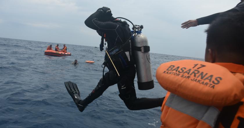 Hari Kelima Evakuasi Pesawat Lion Air JT-610, Tim Gabungan Terjunkan Ratusan Penyelam