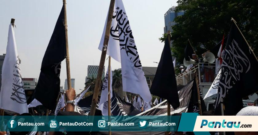 Massa Pendemo Desak Pemerintah Akui Bendera Tauhid, Ini Jawaban JK