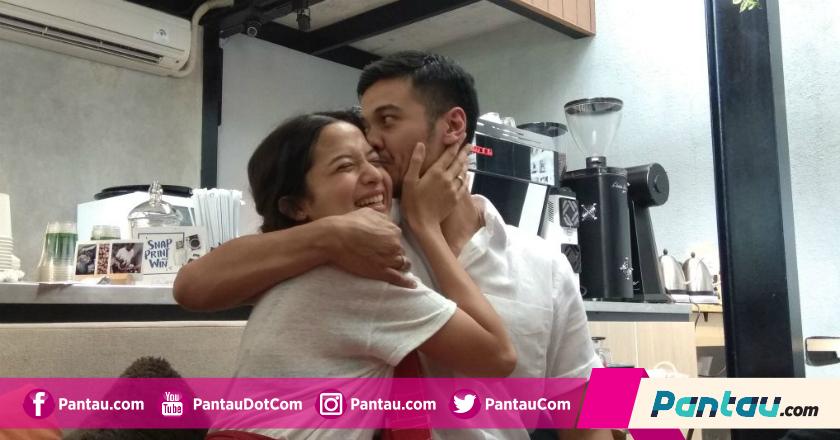 Pantau Foto: Duh Pengantin Baru, Chicco Jerikho - Putri Marino Umbar Kemesraan