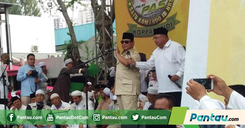 Saat Jokowi Blusukan ke Pasar, Prabowo: Ekonomi Kita Tak Dikuasai Sendiri