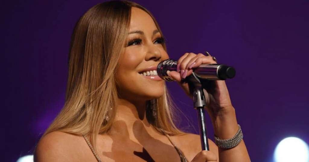 Intip Saat Santai Mariah Carey Bersama Anaknya Menjelang Konser di Borobudur
