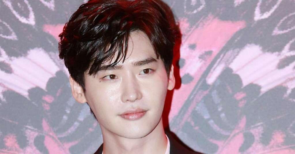 Setelah Ditahan, Lee Jong Suk Dideportasi Imigrasi Indonesia