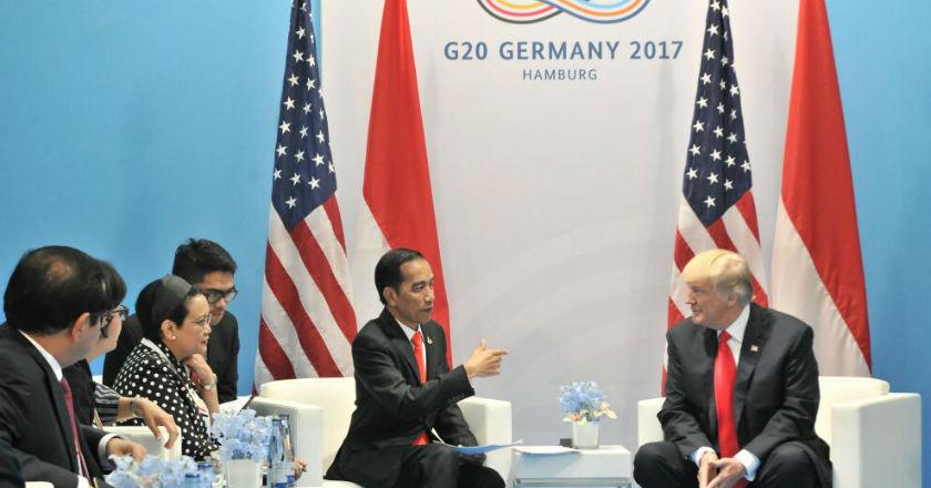 Sah! Trump Tandatangani Aturan Bea Masuk Impor Baja dan Aluminium