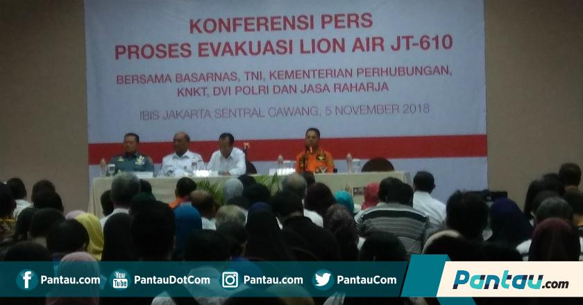 Bawa Nama Jokowi, Ini Permintaan Keluarga Korban Lion JT-610 kepada Basarnas