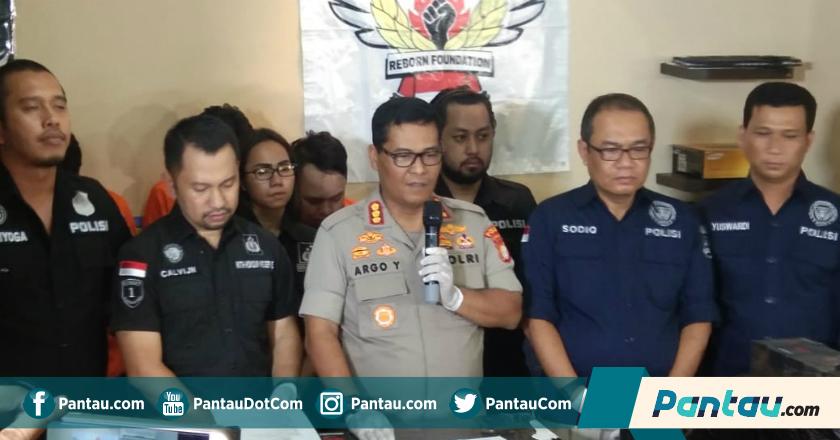 Polisi Bongkar Pabrik Liquid Vape Mengandung Narkoba yang Didalangi Pasutri Muda