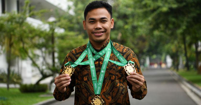 Harumkan Nama Indonesia, Eko Yuli Dapat Bonus dari Presiden Jokowi