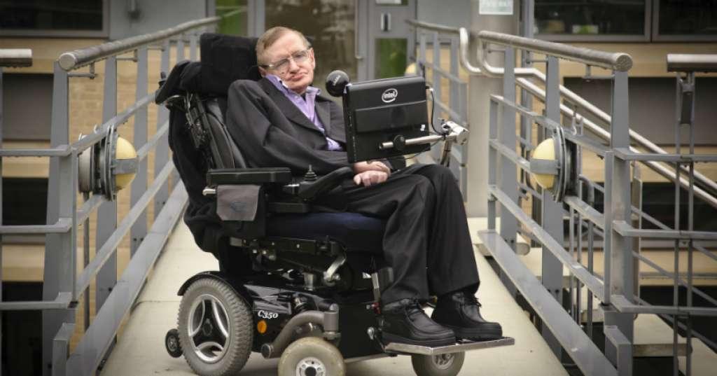 Wow, Kursi Roda Stephen Hawking Terjual Miliaran Rupiah