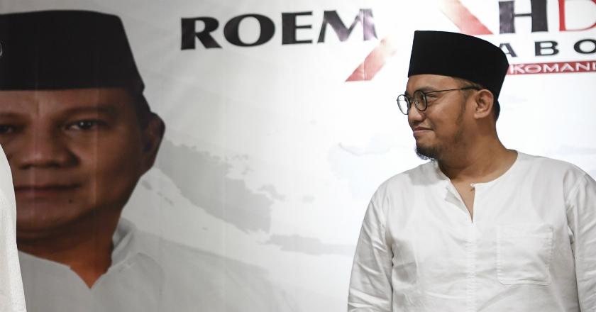 Soal Pernyataan Jokowi Tentang 'Politikus Genderuwo', Ini Respon Kubu Prabowo-Sandi