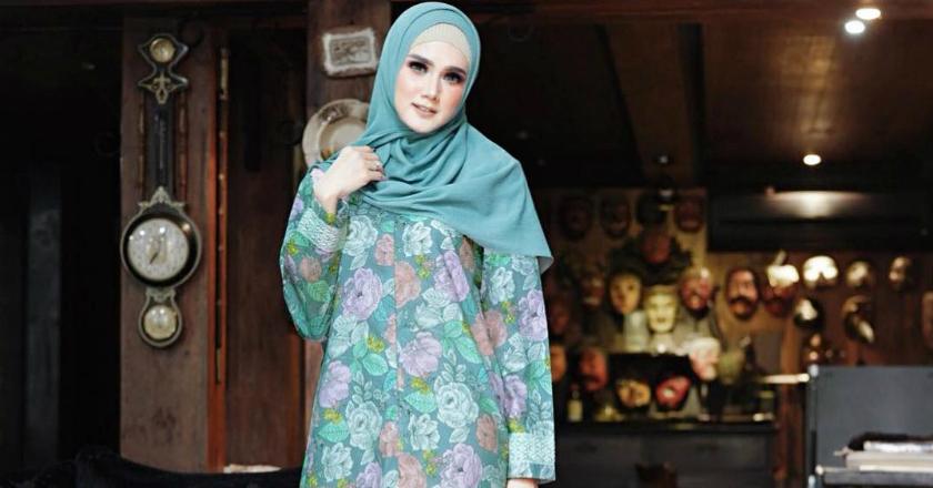 Pasca Hijrah, Mulan Jameela Buka Bisnis Online