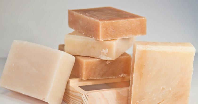 Tak Biasa, Seorang Seniman Membuat Sabun dari Lemak Manusia