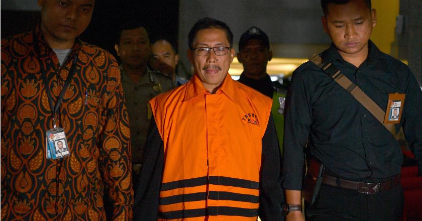 KPK Perpanjang Masa Penahanan Bupati Cirebon Selama 40 Hari