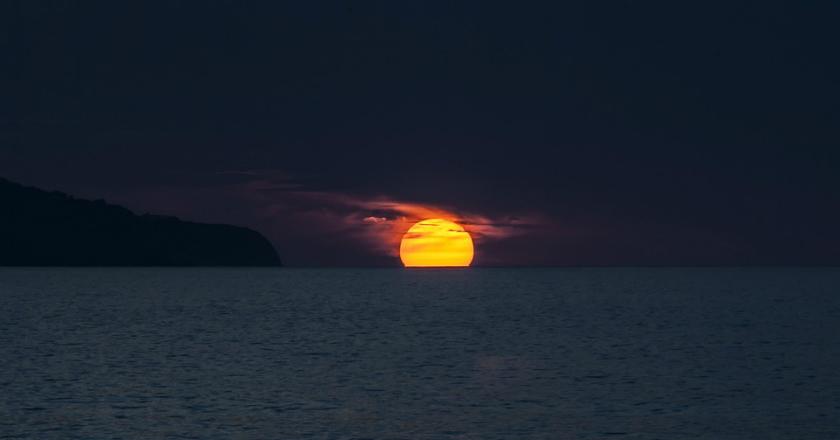 Setelah Bulan Buatan, China Kembali Kejutkan Dunia dengan Matahari Buatan