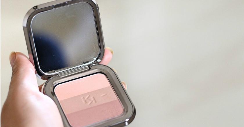 Trik Tampil Kece dengan Penggunaan 'Blush On' yang Tepat