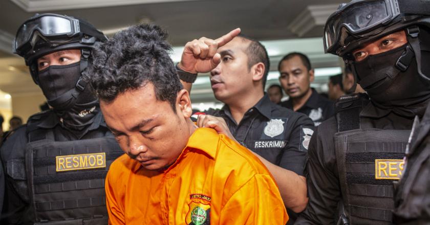 Haris Simamora Peragakan 57 Adegan dalam Pra Rekonstruksi Pembunuhan Bekasi