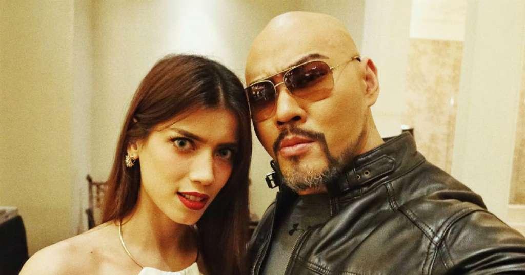 Romantisnya Deddy Corbuzier Melamar Sabrina