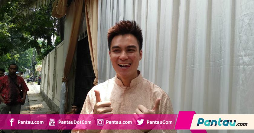 Gelar Acara Pengajian Jelang Nikah, Baim Wong Tebar Senyum Sumringah