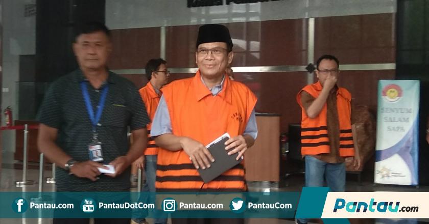 Ditanya Kesiapan Mundur dari Kursi Pimpinan DPR, Taufik: Tidak Usah Terburu-buru