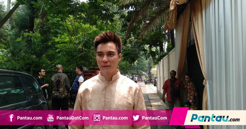 Tangis Baim Wong Pecah Saat Acara Siraman