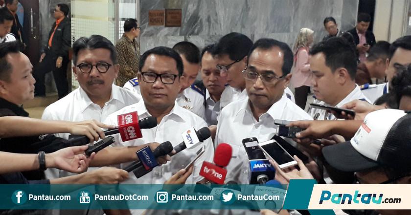 Menhub Gelar Rapat Kerja dengan Komisi V DPR Bahas Lion Air