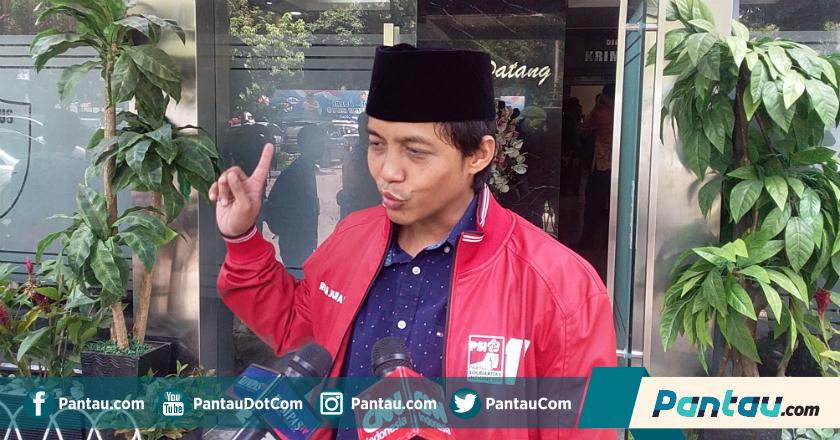 PSI Sebut Amien Rais 'Amnesia' Jika Berani Jewer Ketum Muhammadiyah