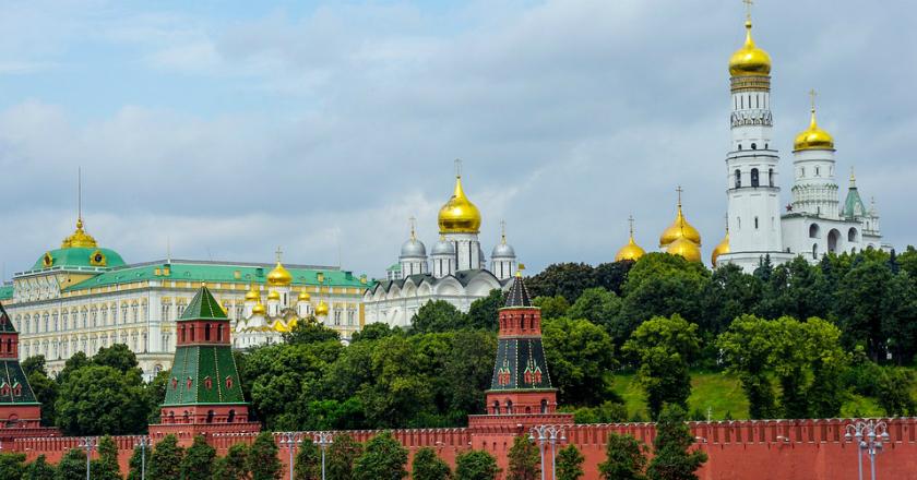 Helikopter Angkut Militer Bersenjata Tinggalkan Kremlin, Ada Apa?