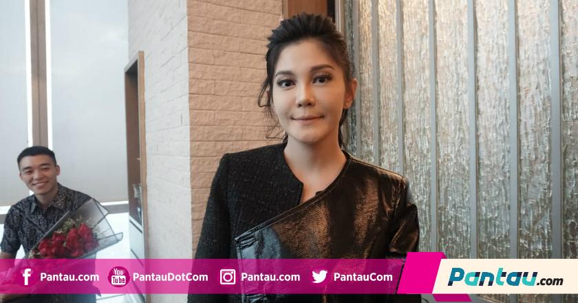 Ronauli Marsha Liu Kenalkan Karya Terbarunya dengan Dua Konsep Berbeda