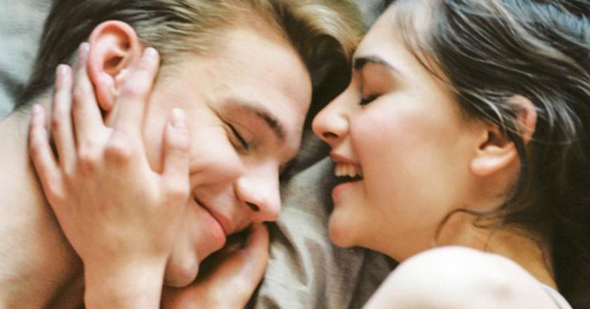 Dengan Bercinta Kamu Bisa Hidup Bahagia dan Awet Muda