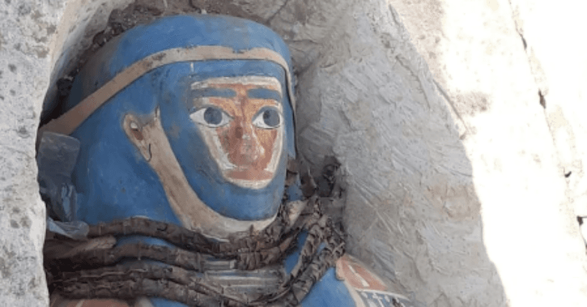 Arkeolog Temukan Delapan Mumi dari Dinasti ke 12 Mesir Kuno