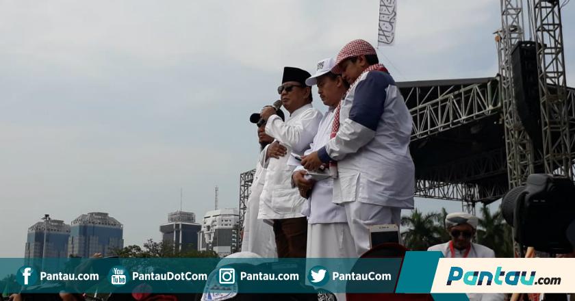 Teriakan 'Hidup Prabowo' Warnai Aksi Reuni 212