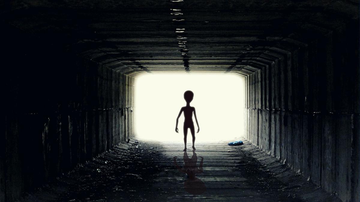 'Alien Mungkin Sudah Mengunjungi Bumi'