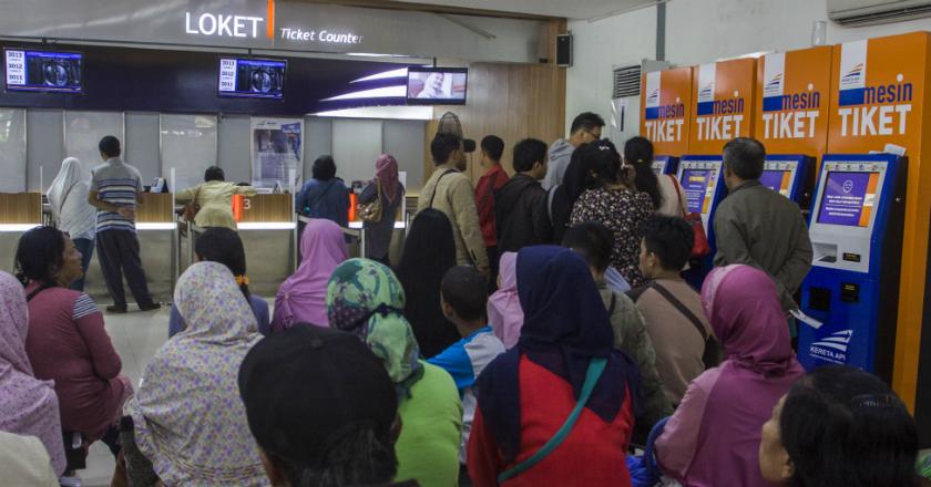 Tiket Kereta H-3 Lebaran Tujuan Pulau Jawa Ludes Terjual