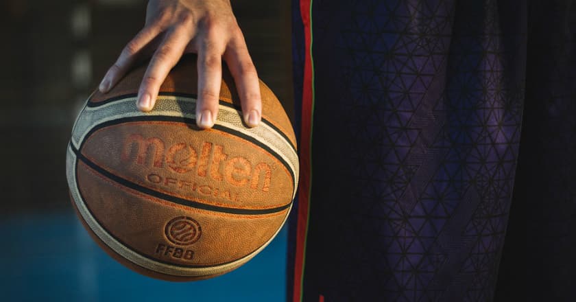 Duh Tangan Kapten Basket Klub Rusia Ini 'Nakal' Deh, Pelecehan Dong