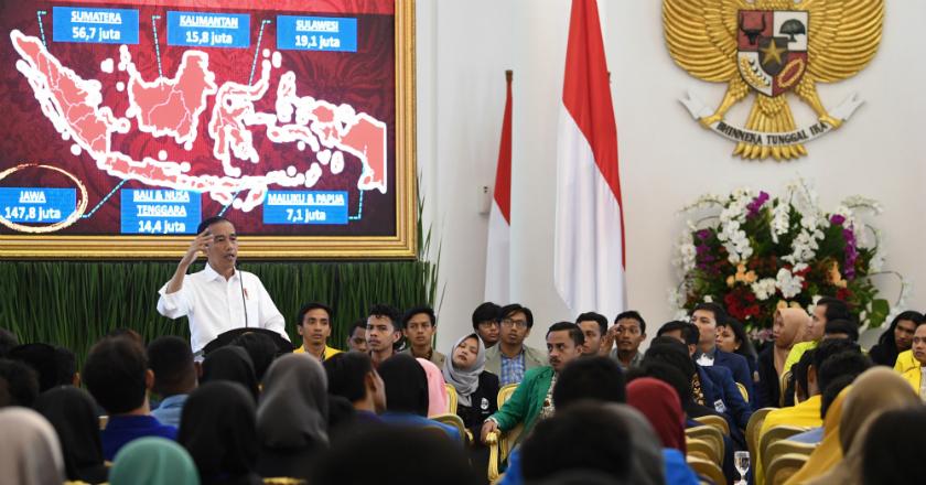 Gerah Juga Disebut Antek Asing, Presiden Jokowi Curhat di Hadapan Mahasiswa