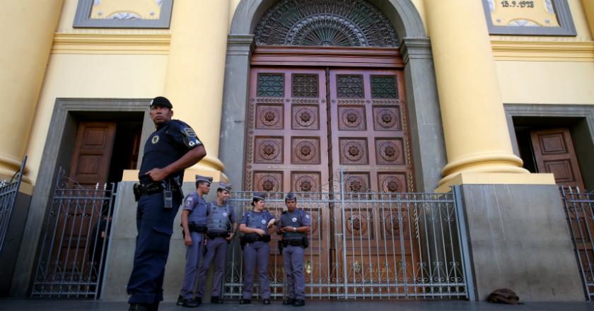 Ibadah Misa di Gereja Brasil Dinodai Aksi Penembakan Pria Bersenjata