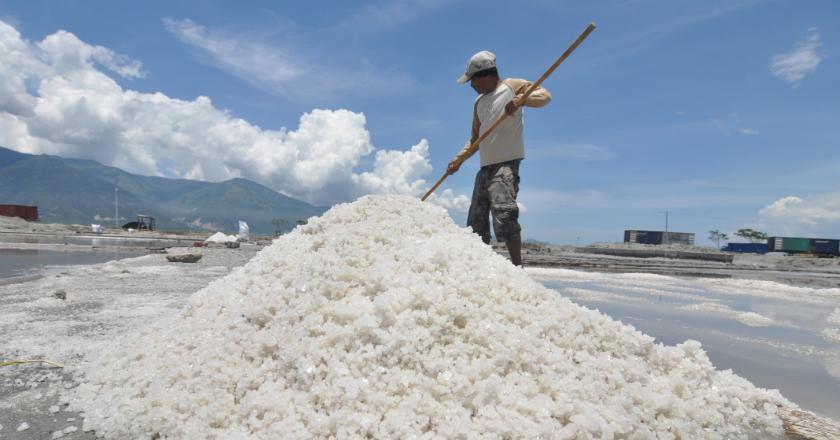 Industri Aneka Pangan Terkena Imbas Kelangkaan Garam, Impor Jadi Solusi?