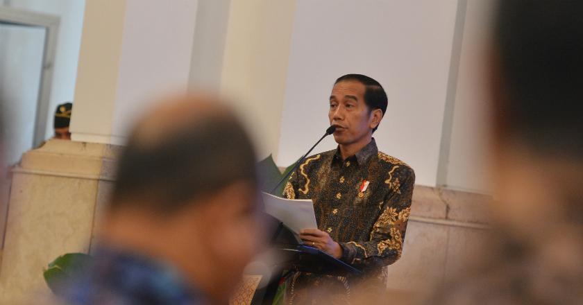 Jokowi Sindir Keras Perbankan Nasional: Jangan Terlalu Main Aman