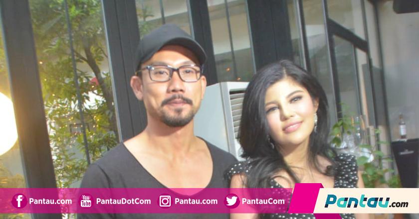 Beda Pandangan, Dita Akui Pernah Ditegur Soal Pakaian