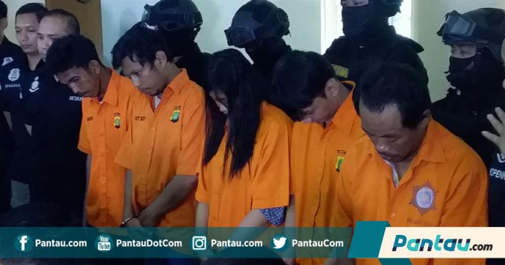 Kenapa Rekonstruksi Pengeroyokan Anggota TNI Dilakukan di Polda Metro Jaya?