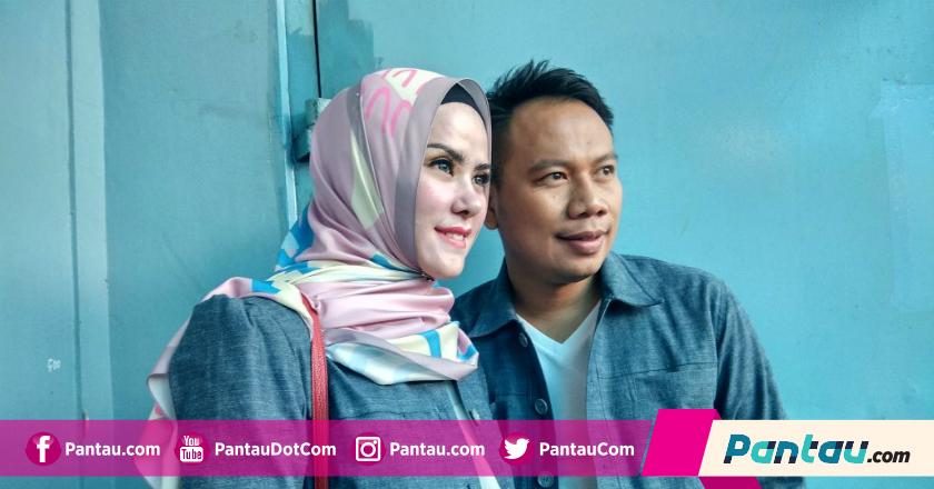 Demi Punya Anak Kembar, Vicky Prasetyo 'Nyogok' Ibu Mertua