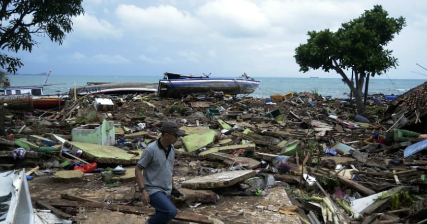 Sejumlah Destinasi Wisata di Lampung Lumpuh Akibat Tsunami