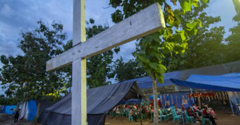Jemaat Masih Mengungsi, Gereja Pantai Carita Tunda Ibadah Kebaktian