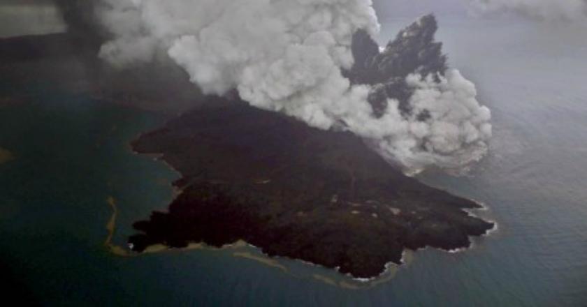 BMKG Sebut Erupsi Gunung Anak Krakatau Tidak Akan Seperti Tahun 1883