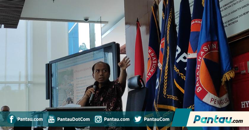 BNPB: Tsunami Selat Sunda Disebabkan Longsoran 64 Hektare di Gunung Anak Krakatau