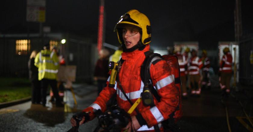 Kebocoran Pabrik, Manchester Dikepung Gas Amonia